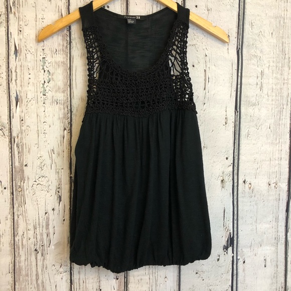 Forever 21 Black Sleeveless scoop neck crochet overlay elastic bottom size small - Picture 1 of 7